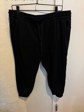 lululemon sweatpants